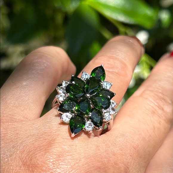 Sterling Silver Vibrant Green Chrome Diopside Floral Ring Size 10 - Picture 4 of 14